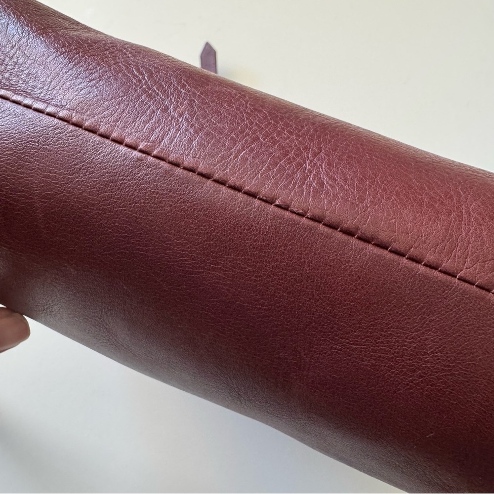 Madewell The Zip Top Transport Crossbody in Burgundy Red Leather - Picture 13 of 15